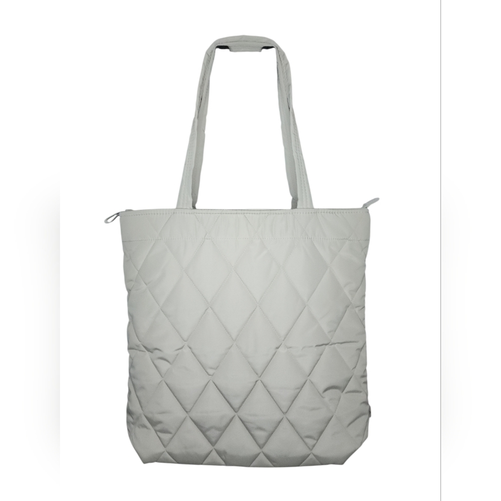 Vera Bradley North West Quilted Tote in Cream - Picture 4 of 13